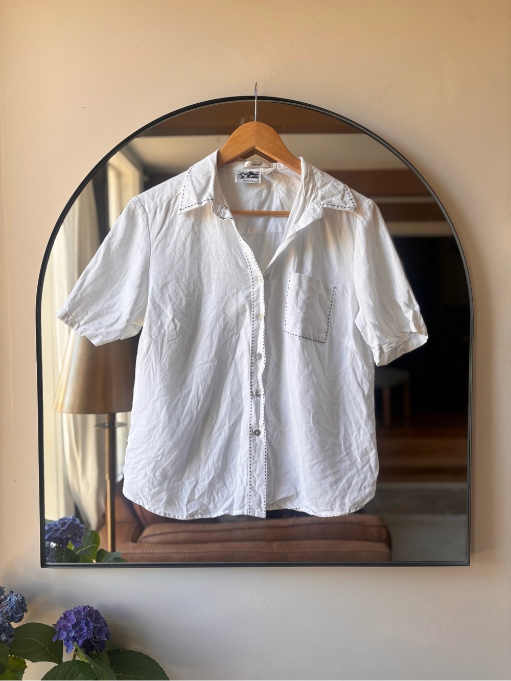 EDWARD | vintage Irish linen  shortsleeve blouse | size medium - Picture 3 of 5